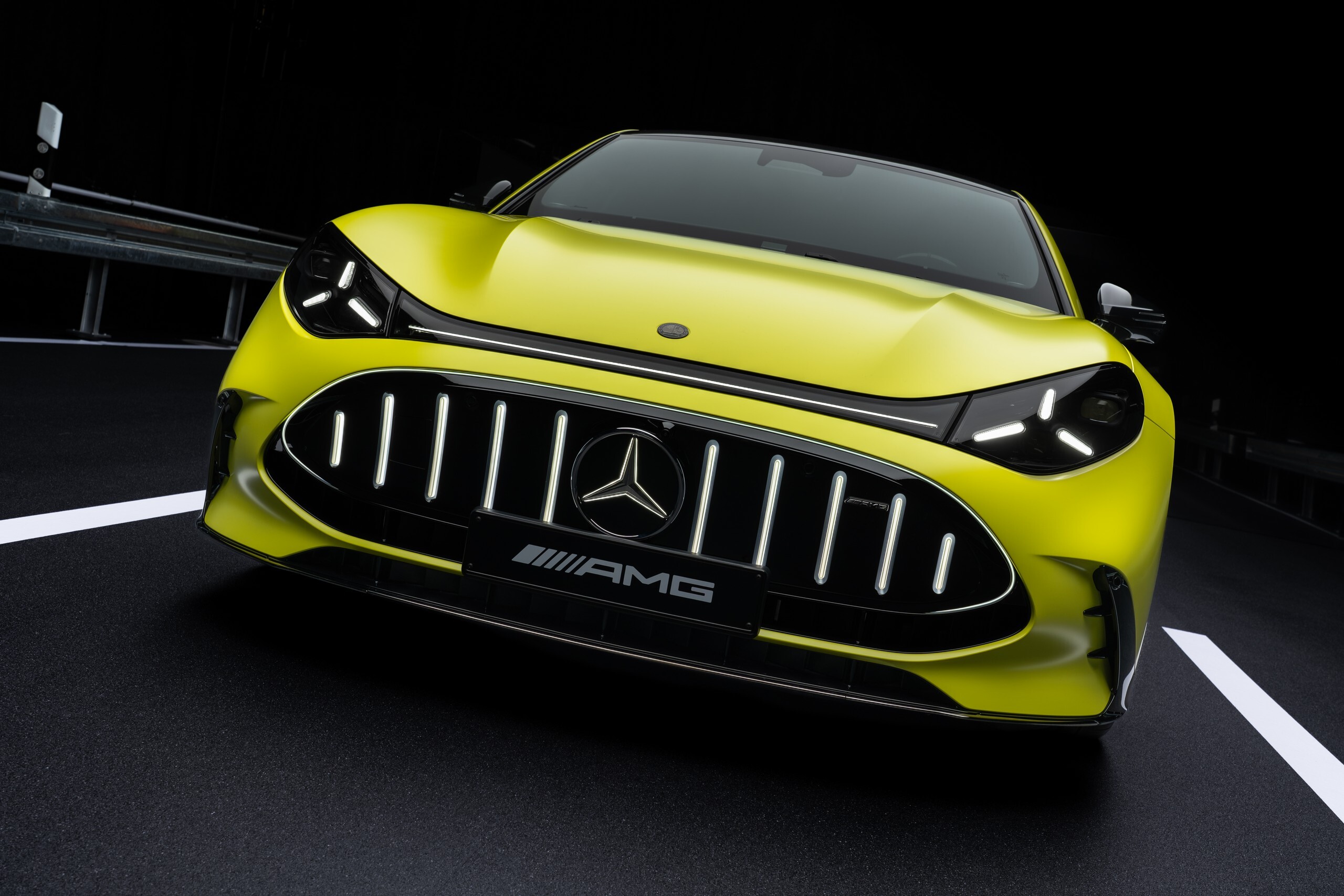 Download 2027 Mercedes-AMG GT 4-Door Coupe Front Wallpapers (7)