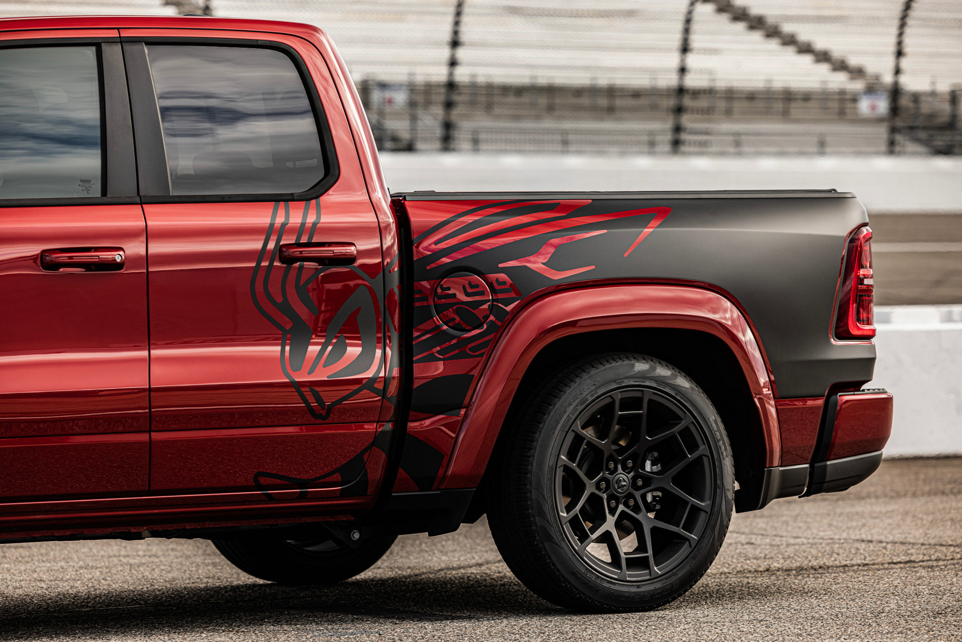 2027 Ram 1500 Rumble Bee 392 Detail Wallpapers (8)