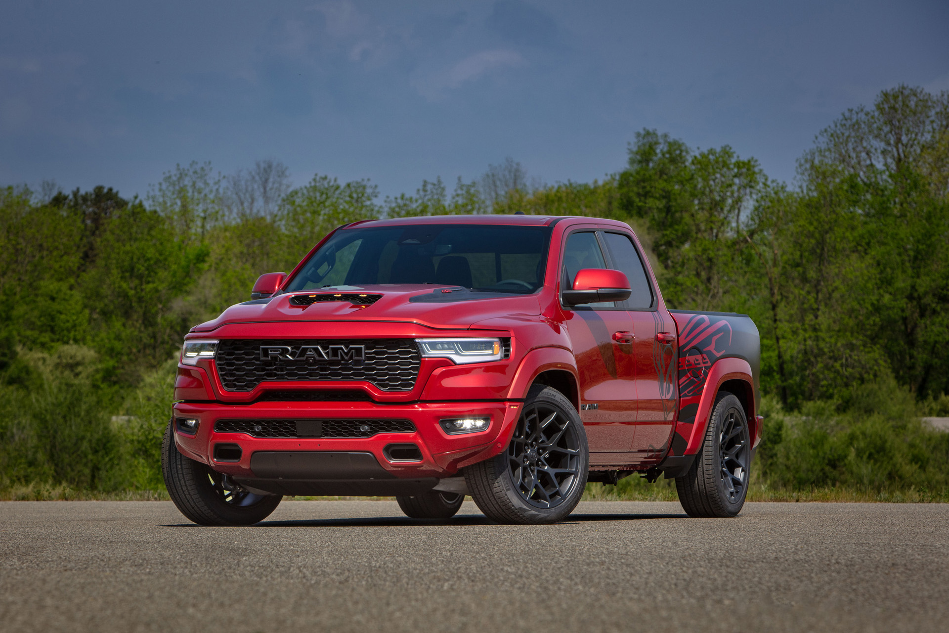 2027 Ram 1500 Rumble Bee 392 Front Wallpapers (2)