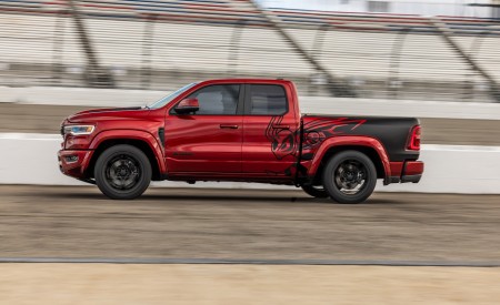 2027 Ram 1500 Rumble Bee 392 Side Wallpapers 450x275 (4)