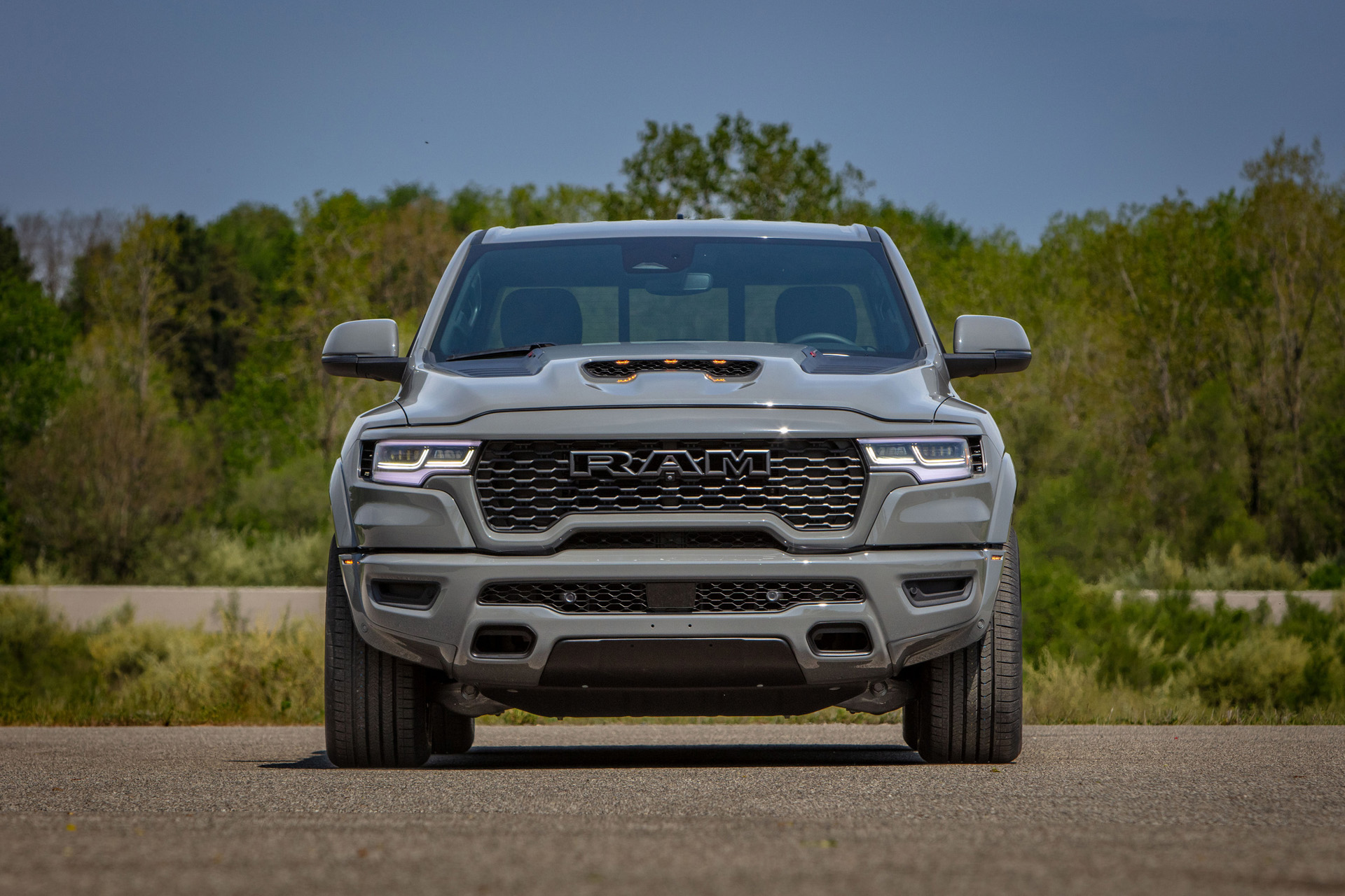 2027 Ram 1500 Rumble Bee Front Wallpapers (4)