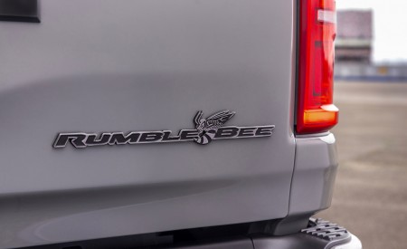 2027 Ram 1500 Rumble Bee Tail Light Wallpapers 450x275 (11)