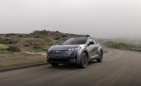 2027 Subaru Uncharted Front Three-Quarter Wallpaper 450x275 (32)