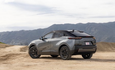 2027 Subaru Uncharted Rear Three-Quarter Wallpaper 450x275 (38)