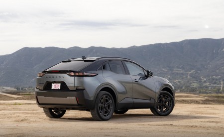 2027 Subaru Uncharted Rear Three-Quarter Wallpaper 450x275 (39)