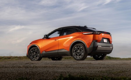 2027 Subaru Uncharted Rear Three-Quarter Wallpaper 450x275 (9)