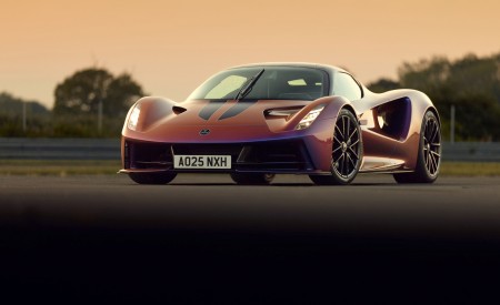 2025 Lotus Evija Front Three-Quarter Wallpaper 450x275 (15)