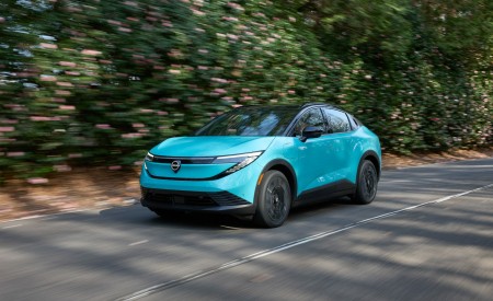 2026 Nissan Leaf Front Three-Quarter Wallpaper 450x275 (11)