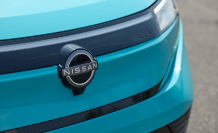 2026 Nissan Leaf Grille Wallpaper 450x275 (34)