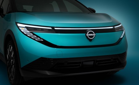 2026 Nissan Leaf Headlight Wallpaper 450x275 (54)