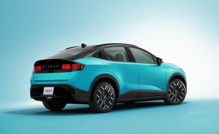 2026 Nissan Leaf Rear Three-Quarter Wallpaper 450x275 (42)