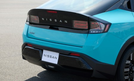 2026 Nissan Leaf Tail Light Wallpaper 450x275 (36)