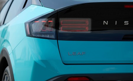2026 Nissan Leaf Tail Light Wallpaper 450x275 (37)