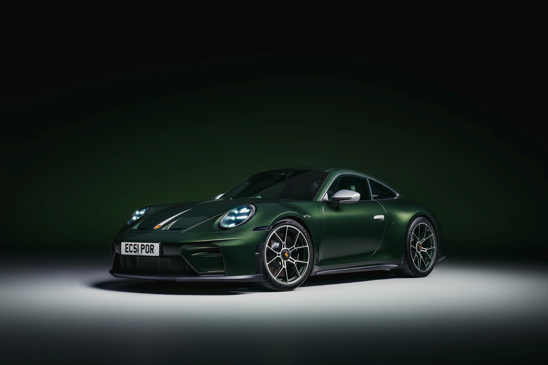 Download 2026 Porsche 911 GT3 Earls Court 51 Edition car wallpapers in HD and 4K for your desktop, phone or tablet.