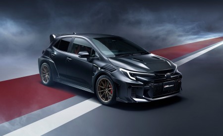 2026 Toyota GRMN Corolla Front Three-Quarter Wallpapers 450x275 (4)