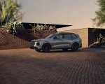 2027 Audi SQ7 Front Three-Quarter HD Wallpaper 150x120 (8)