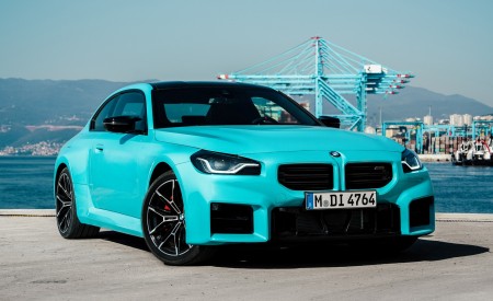 2027 BMW M2 with M xDrive Front Three-Quarter Wallpaper 450x275 (125)