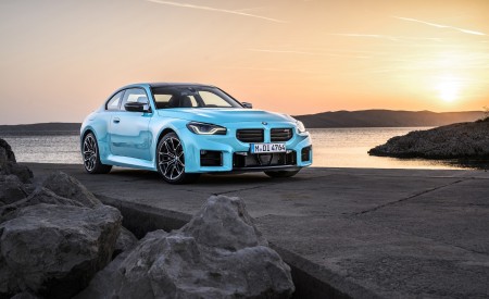 2027 BMW M2 with M xDrive Front Three-Quarter Wallpaper 450x275 (67)