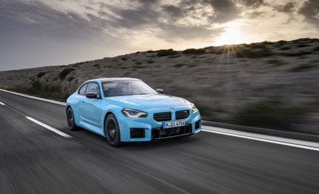 2027 BMW M2 with M xDrive Front Three-Quarter Wallpaper 450x275 (36)