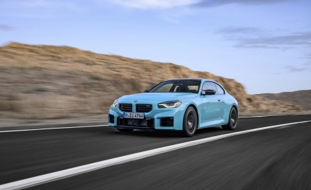 2027 BMW M2 with M xDrive Front Three-Quarter Wallpaper 450x275 (22)