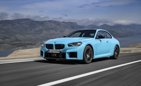 2027 BMW M2 with M xDrive Front Three-Quarter Wallpaper 450x275 (9)