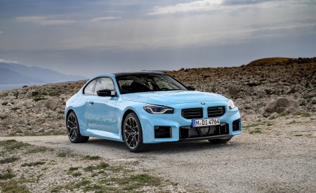 2027 BMW M2 with M xDrive Front Three-Quarter Wallpaper 450x275 (60)