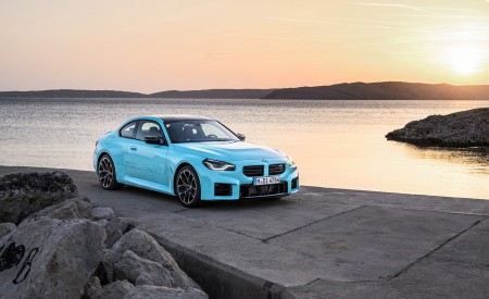 2027 BMW M2 with M xDrive Front Three-Quarter Wallpaper 450x275 (69)