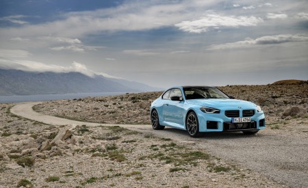 2027 BMW M2 with M xDrive Front Three-Quarter Wallpaper 450x275 (61)
