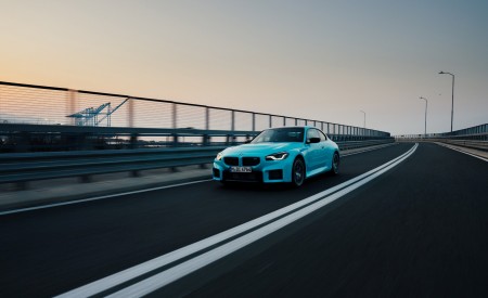 2027 BMW M2 with M xDrive Front Three-Quarter Wallpaper 450x275 (113)