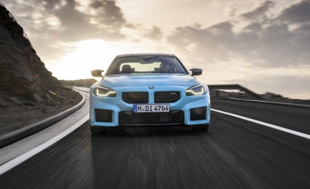 2027 BMW M2 with M xDrive Front Wallpaper 450x275 (31)
