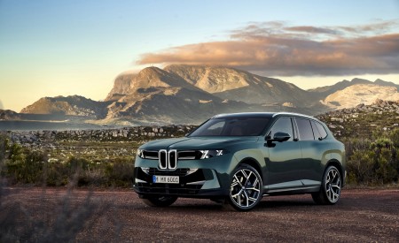 2027 BMW X5 40 xDrive Front Three-Quarter Wallpaper 450x275 (20)