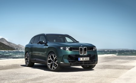 2027 BMW X5 40 xDrive Front Three-Quarter Wallpaper 450x275 (18)