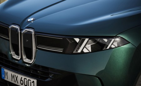 2027 BMW X5 40 xDrive Headlight Wallpaper 450x275 (31)