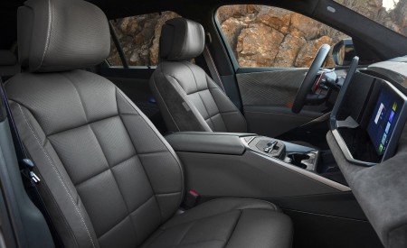 2027 BMW X5 M60e xDrive Interior Front Seats Wallpaper 450x275 (48)