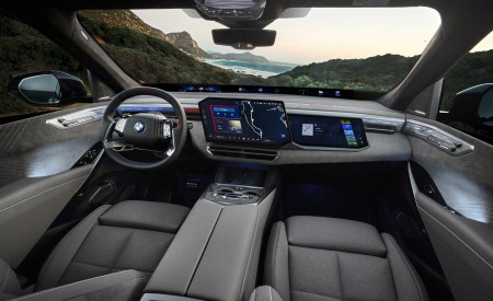 2027 BMW X5 M60e xDrive Interior Wallpaper 450x275 (51)