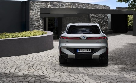 2027 BMW X5 M60e xDrive Rear Wallpaper 450x275 (38)