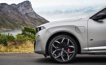 2027 BMW X5 M60e xDrive Wheel Wallpaper 450x275 (40)