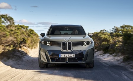 2027 BMW iX5 60 xDrive Front Wallpaper 450x275 (16)