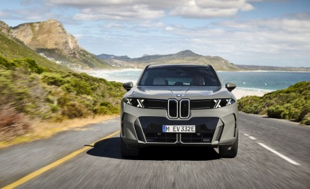 2027 BMW iX5 60 xDrive Front Wallpaper 450x275 (6)