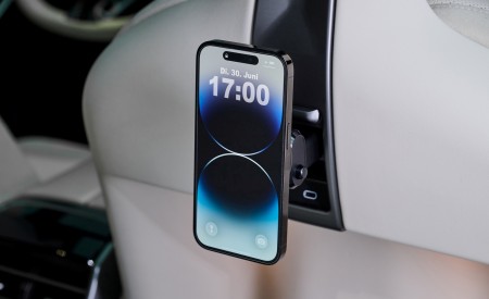 2027 BMW iX5 60 xDrive Interior Detail Wallpaper 450x275 (109)
