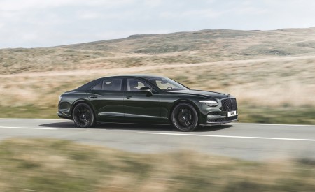 2027 Bentley Flying Spur Side Wallpapers 450x275 (6)