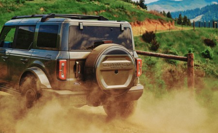 2027 Ford Bronco Filson Detail Wallpapers 450x275 (4)