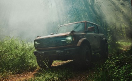2027 Ford Bronco Filson First Edition Front Wallpapers 450x275 (1)