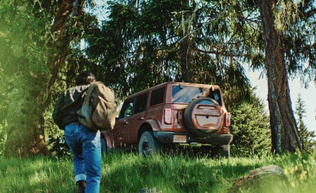 2027 Ford Bronco Filson First Edition Rear Three-Quarter Wallpapers 450x275 (8)
