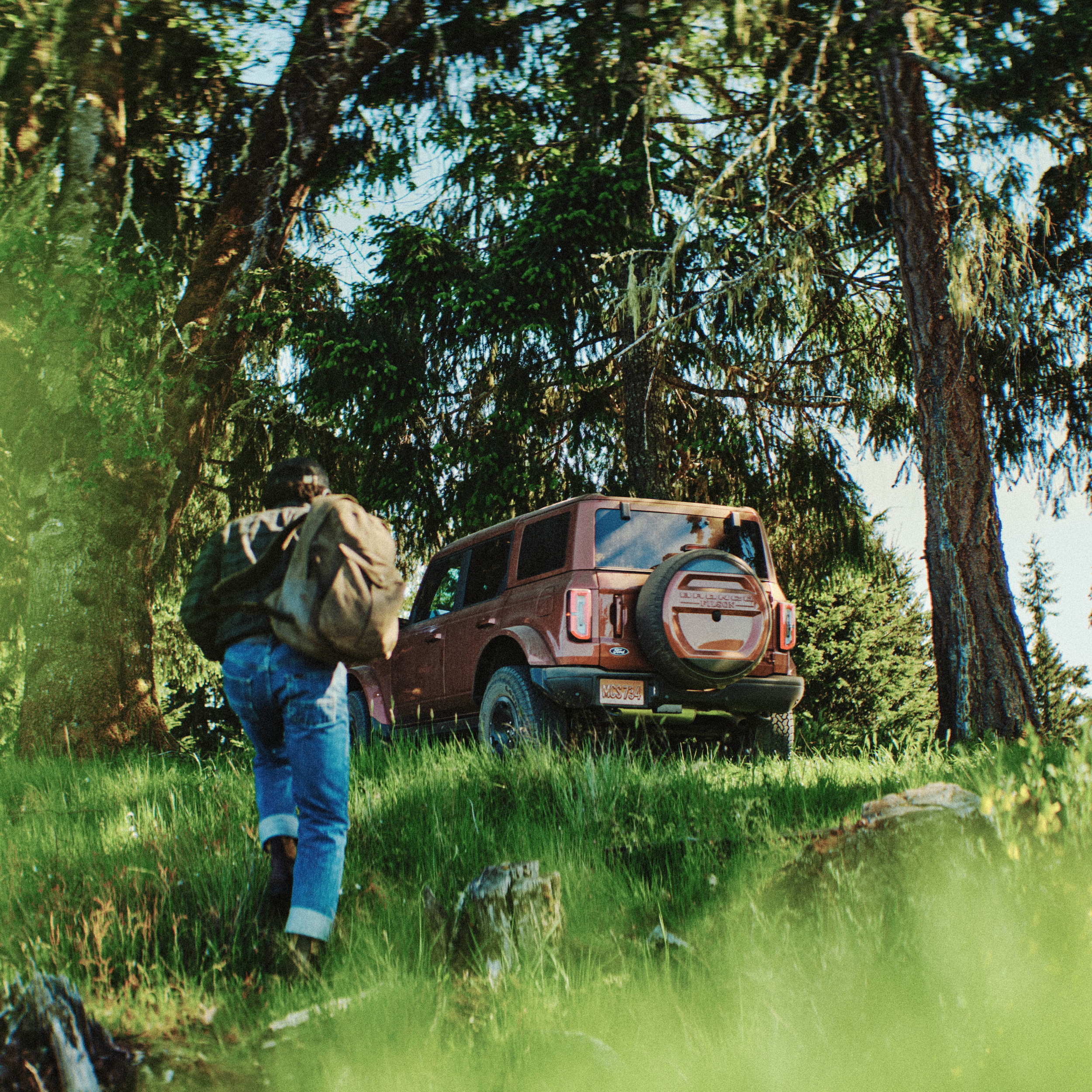 Download 2027 Ford Bronco Filson First Edition Rear Three-Quarter Wallpapers (8)