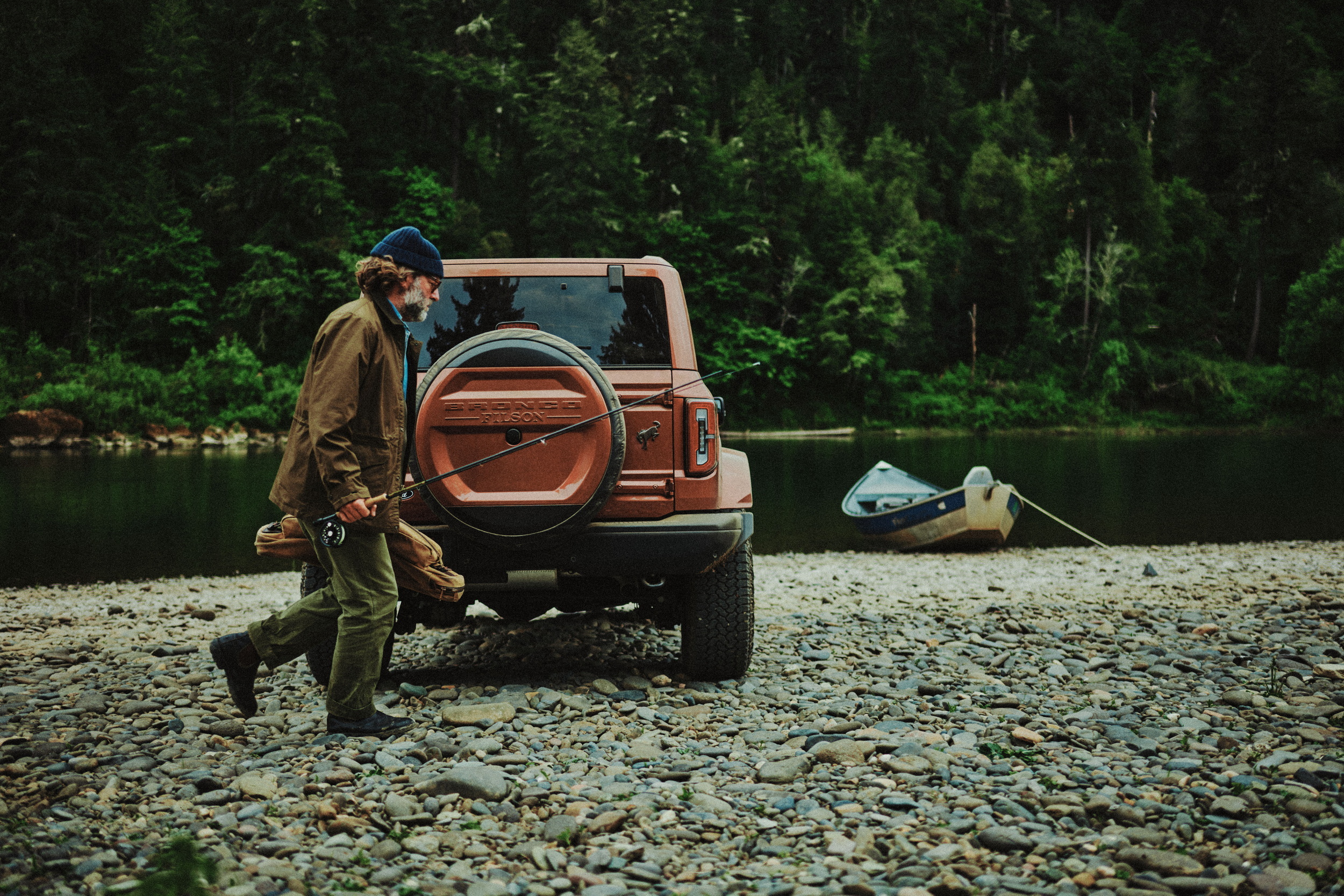 Download 2027 Ford Bronco Filson First Edition Rear Wallpapers (9)