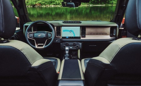 2027 Ford Bronco Filson Interior Cockpit Wallpapers 450x275 (13)