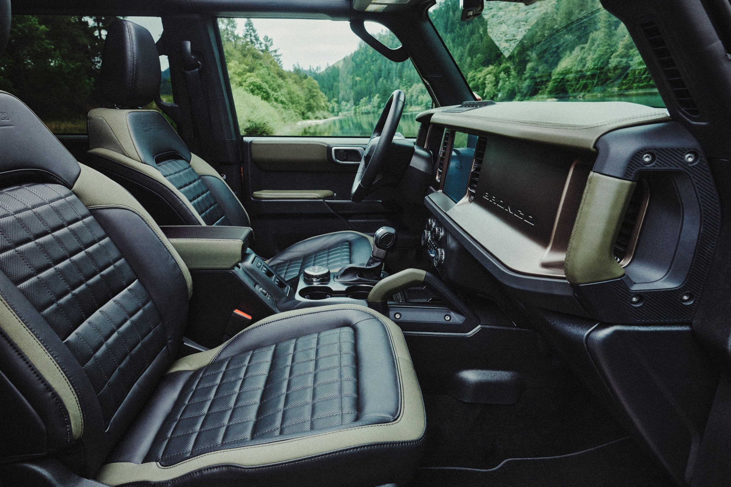 Download 2027 Ford Bronco Filson Interior Front Seats Wallpapers (11)