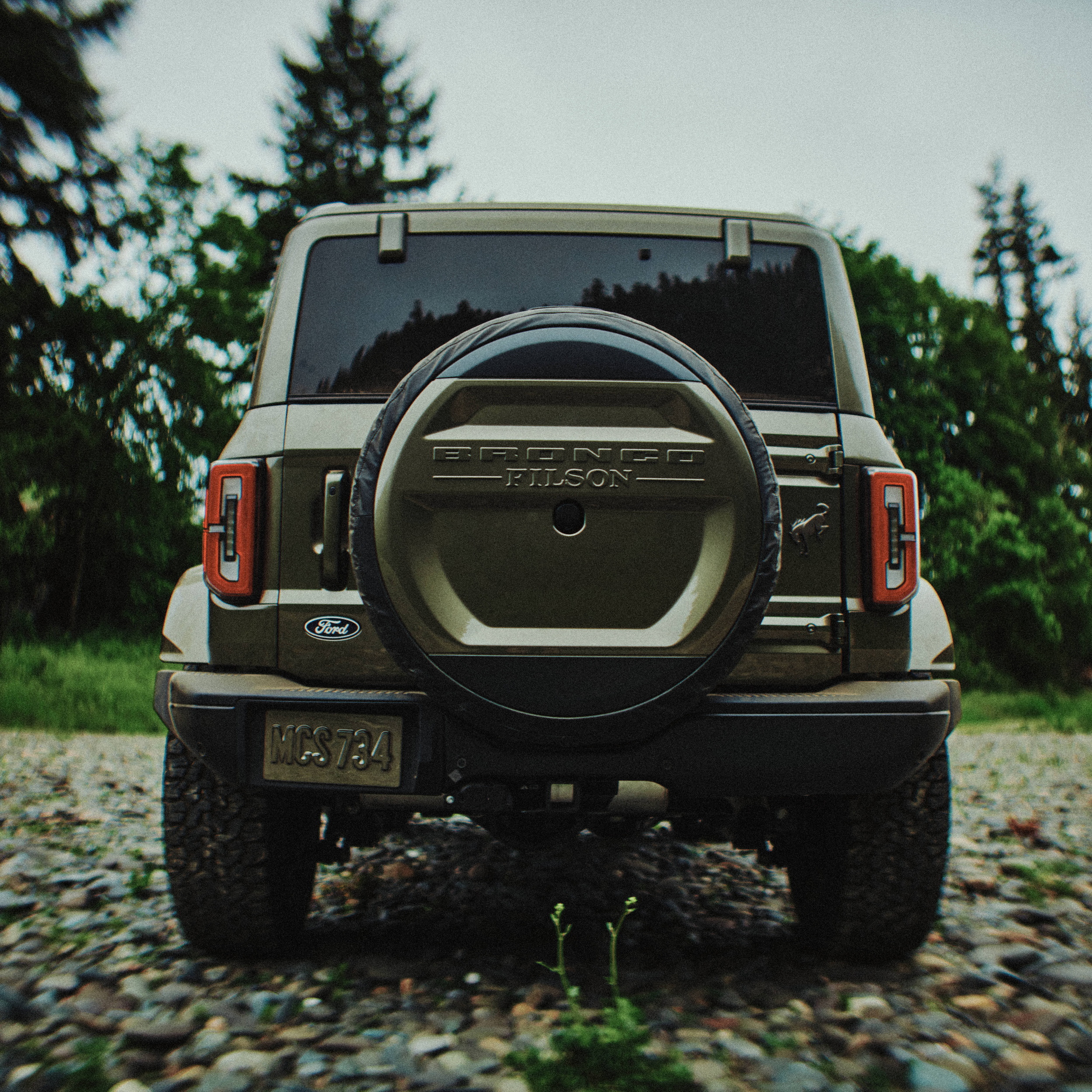 Download 2027 Ford Bronco Filson Rear Wallpapers (7)