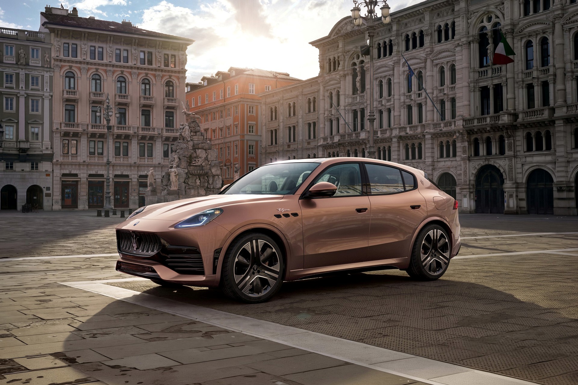 Download 2027 Maserati Grecale car wallpapers in HD and 4K for your desktop, phone or tablet.